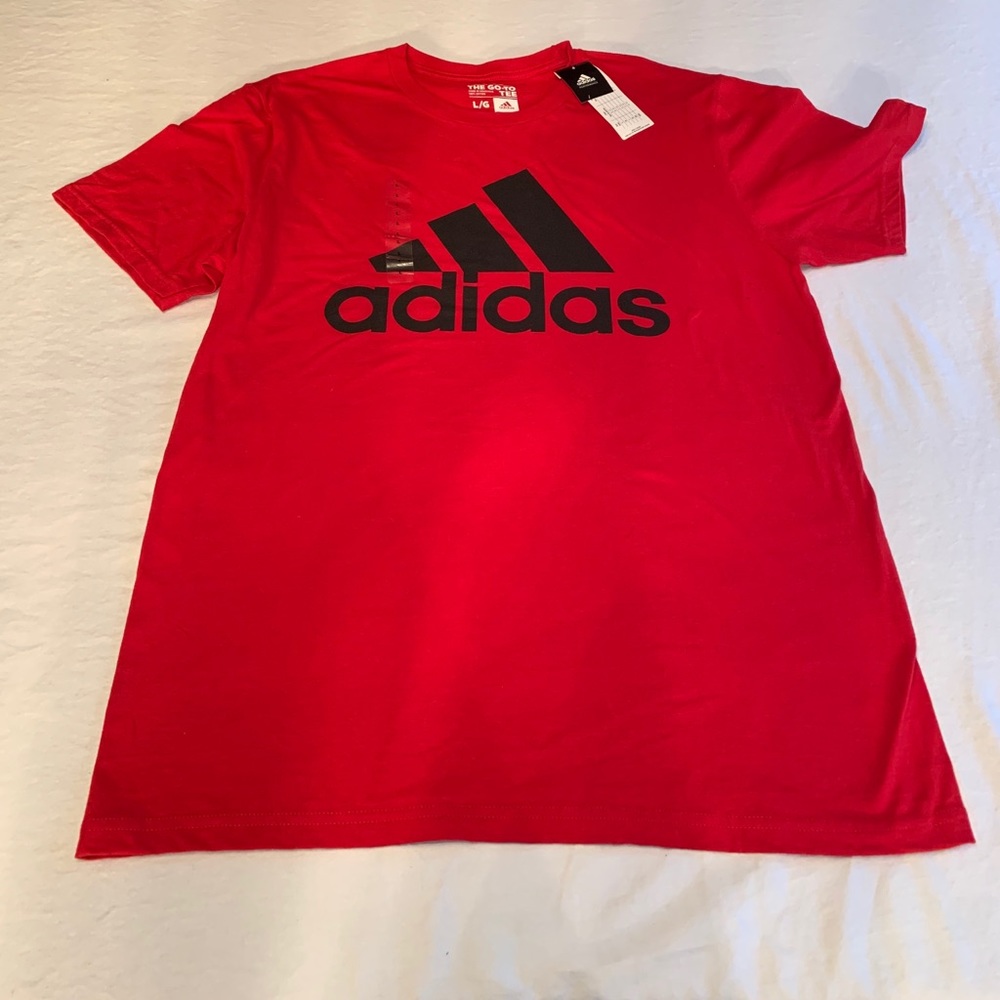 NWT Men’s adidas tee